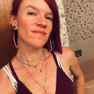 Meet your Posher, Danyelle